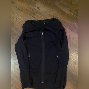 Lulu lemon jacket size small